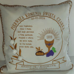 Pamiątka Komunii Świętej - poduszka 40x40 z haftem